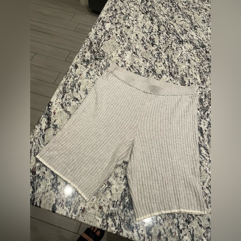Skin shorts